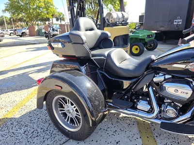 2023 Harley-Davidson Trike FLHTCUTG - Tri Glide Ultra