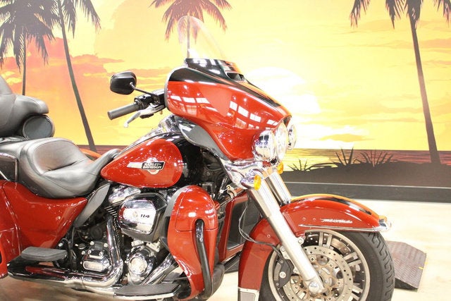 2024 Harley-Davidson Trike FLHTCUTG - Tri Glide Ultra