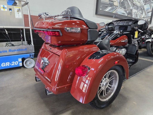 2024 Harley-Davidson Trike FLHTCUTG - Tri Glide Ultra