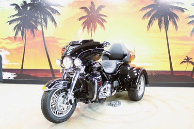 2016 Harley-Davidson Trike FLHTCUTG - Tri Glide Ultra