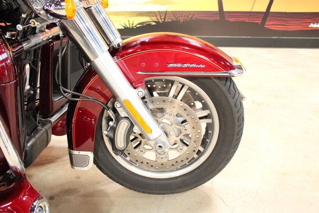 2016 Harley-Davidson Trike FLHTCUTG - Tri Glide Ultra