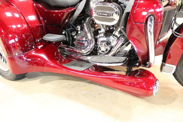 2016 Harley-Davidson Trike FLHTCUTG - Tri Glide Ultra