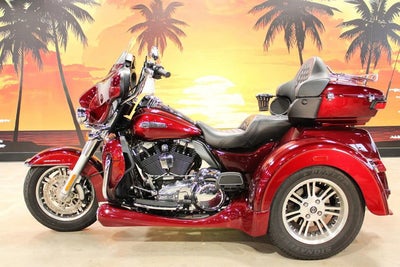 2016 Harley-Davidson Trike FLHTCUTG - Tri Glide Ultra