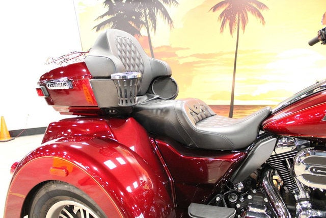2016 Harley-Davidson Trike FLHTCUTG - Tri Glide Ultra