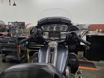2015 Harley-Davidson Trike FLHTCUTG - Tri-Glide Ultra