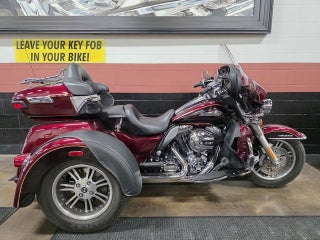 2014 Harley-Davidson Trike FLHTCUTG - Tri Glide Ultra