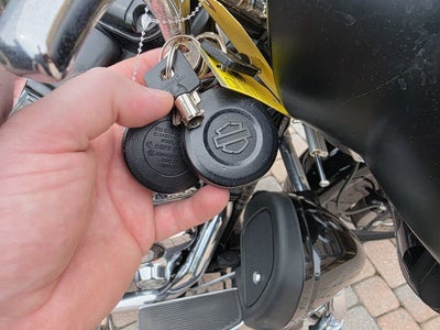2011 Harley-Davidson FLHTCUTG - Tri Glide Ultra Classic Base