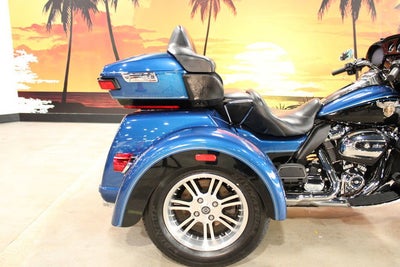 2018 Harley-Davidson Trike FLHTCUTG - Tri Glide Ultra 115Th Anniversary