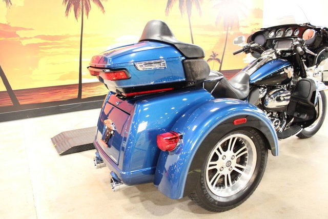 2018 Harley-Davidson Trike FLHTCUTG - Tri Glide Ultra 115Th Anniversary