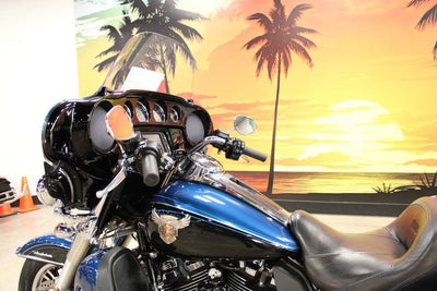 2018 Harley-Davidson Trike FLHTCUTG - Tri Glide Ultra 115Th Anniversary