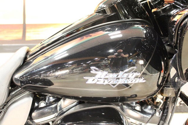 2023 Harley-Davidson FLTRT - Road Glide 3 Base