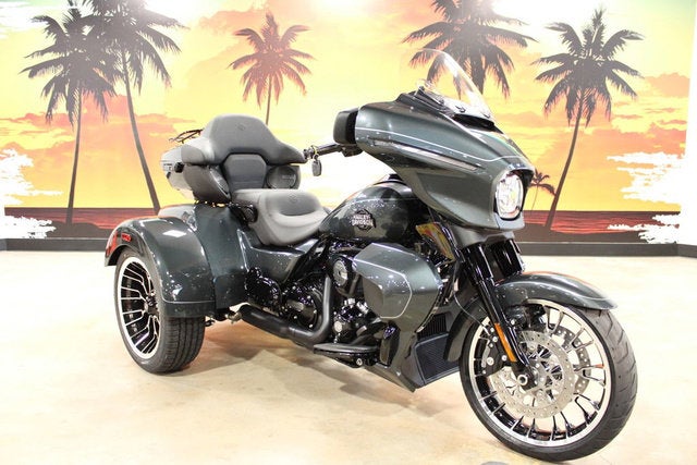 2026 Harley-Davidson FLHLT - Street Glide 3 Limited Base