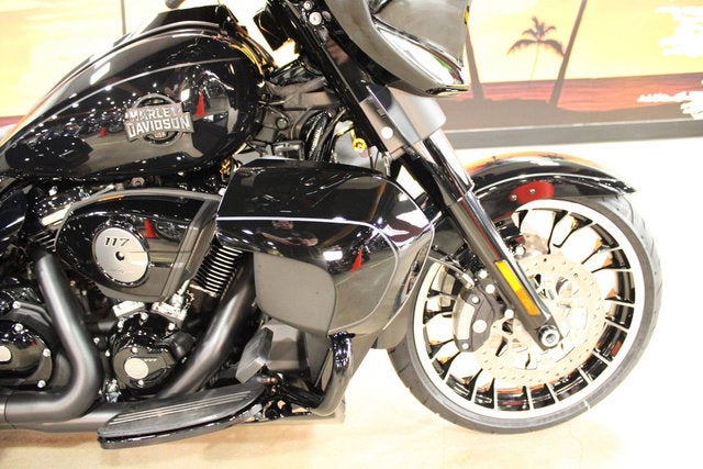 2026 Harley-Davidson FLHLT - Street Glide 3 Limited Base
