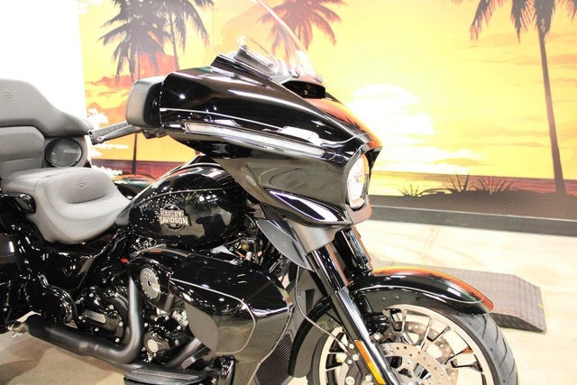 2026 Harley-Davidson FLHLT - Street Glide 3 Limited Base