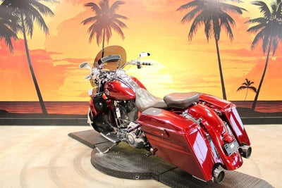 2013 Harley-Davidson Touring FLHRSE5 - CVO Road King