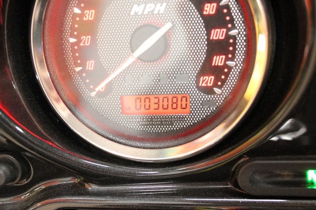 2013 Harley-Davidson FLHTCUSE8 - CVO Ultra Classic Electra Glide Base