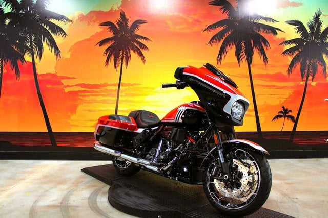 2024 Harley-Davidson FLHXSE - CVO Street Glide Base