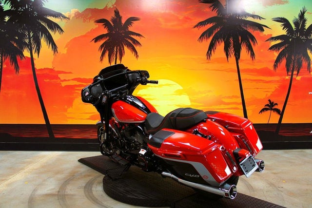 2024 Harley-Davidson FLHXSE - CVO Street Glide Base