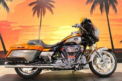 2026 Harley-Davidson FLHXSE - CVO Street Glide Base