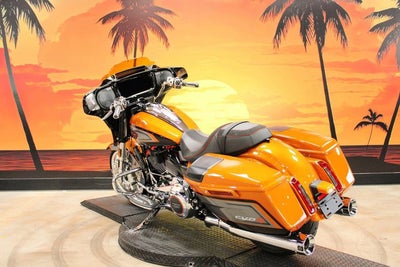 2026 Harley-Davidson FLHXSE - CVO Street Glide Base