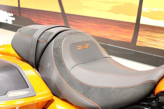 2026 Harley-Davidson FLHXSE - CVO Street Glide Base