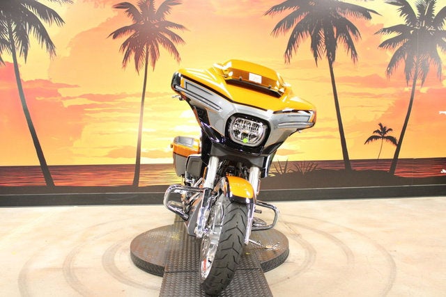 2026 Harley-Davidson FLHXSE - CVO Street Glide Base