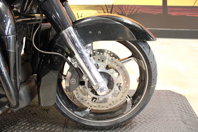 2017 Harley-Davidson FLHXSE - CVO Street Glide Base