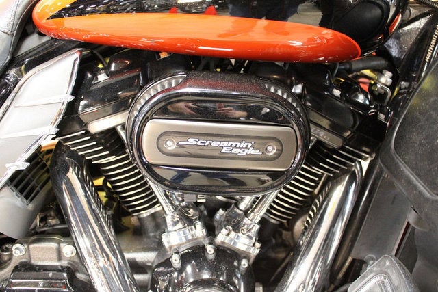 2017 Harley-Davidson FLHXSE - CVO Street Glide Base