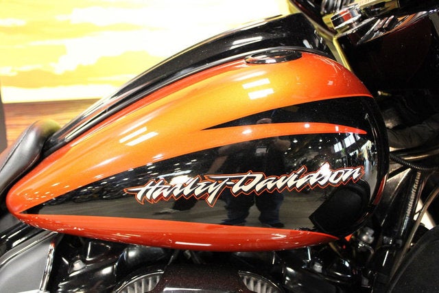 2017 Harley-Davidson FLHXSE - CVO Street Glide Base