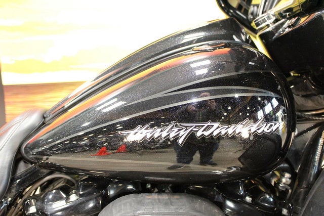 2017 Harley-Davidson FLHXSE - CVO Street Glide Base