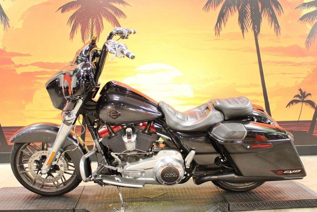 2020 Harley-Davidson FLHXSE - CVO Street Glide Base