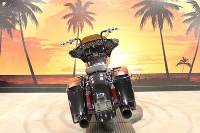 2020 Harley-Davidson FLHXSE - CVO Street Glide Base