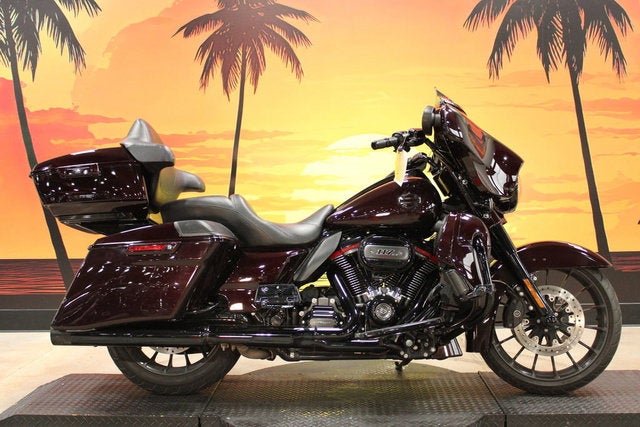 2019 Harley-Davidson FLHXSE - CVO Street Glide Base