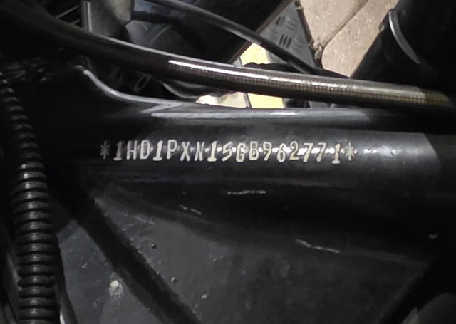 2016 Harley-Davidson FLHXSE - CVO Street Glide Base