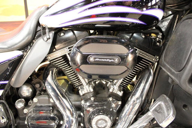 2016 Harley-Davidson FLHXSE - CVO Street Glide Base