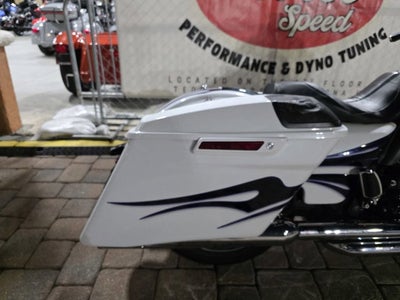 2016 Harley-Davidson FLHXSE - CVO Street Glide Base