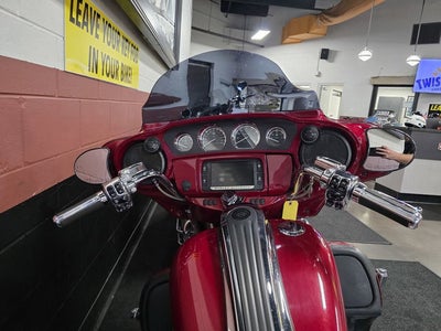2016 Harley-Davidson FLHXSE - CVO Street Glide Base