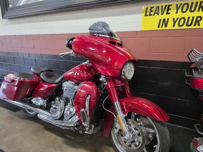 2016 Harley-Davidson FLHXSE - CVO Street Glide Base
