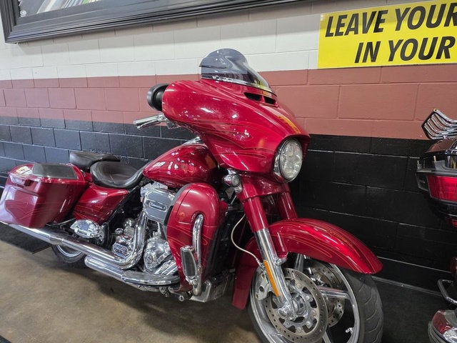 2016 Harley-Davidson FLHXSE - CVO Street Glide Base