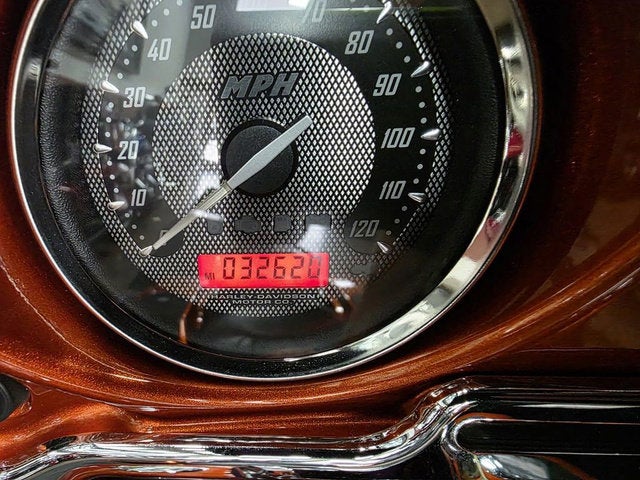 2012 Harley-Davidson FLHXSE3 - CVO Street Glide Base