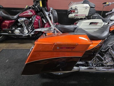 2012 Harley-Davidson FLHXSE3 - CVO Street Glide Base