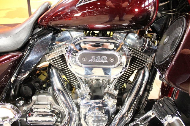 2012 Harley-Davidson FLHXSE3 - CVO Street Glide Base