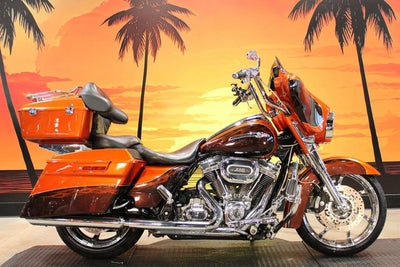 2012 Harley-Davidson FLHXSE3 - CVO Street Glide Base