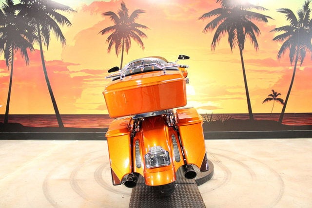 2012 Harley-Davidson FLHXSE3 - CVO Street Glide Base