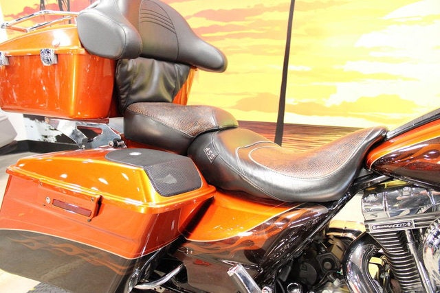 2012 Harley-Davidson FLHXSE3 - CVO Street Glide Base
