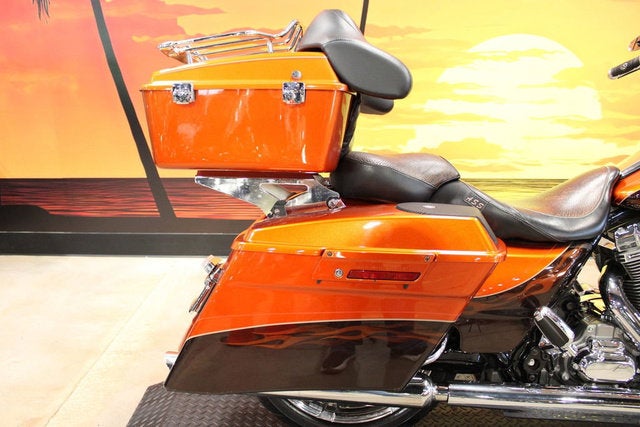 2012 Harley-Davidson FLHXSE3 - CVO Street Glide Base