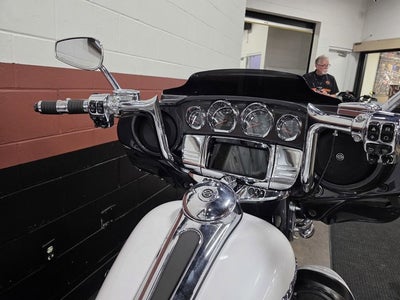 2020 Harley-Davidson FLHTCUTGSE - CVO Tri Glide Base