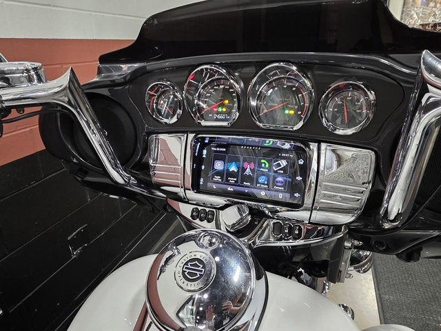 2020 Harley-Davidson FLHTCUTGSE - CVO Tri Glide Base