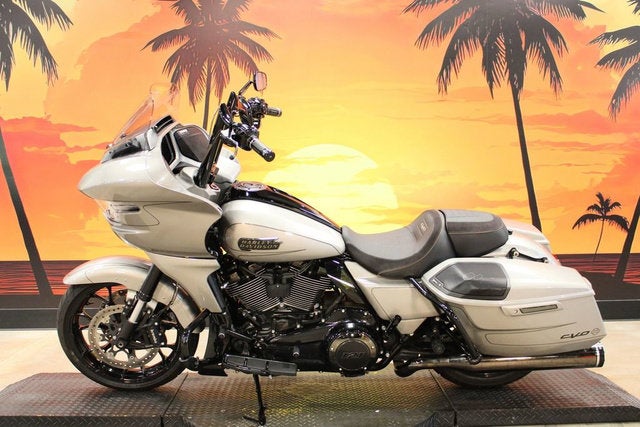 2023 Harley-Davidson Touring FLTRXSE - CVO Road Glide