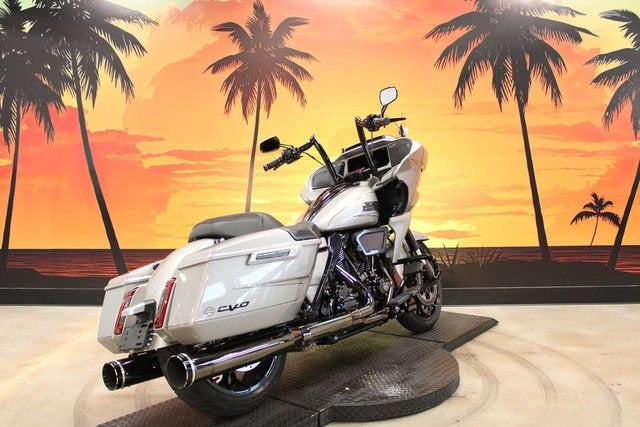 2023 Harley-Davidson Touring FLTRXSE - CVO Road Glide